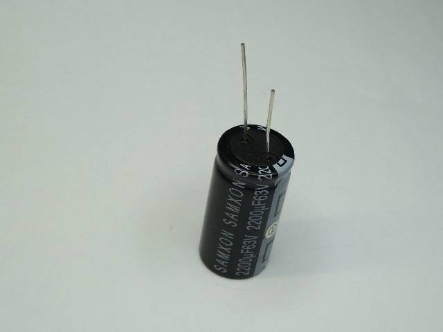 CAP LYT RDL 180UF 63V 20% 10X20MM 5LS ROHS 105C
